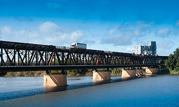 Grafton Bridge over Clarence River - Image credit: Don Fuchs